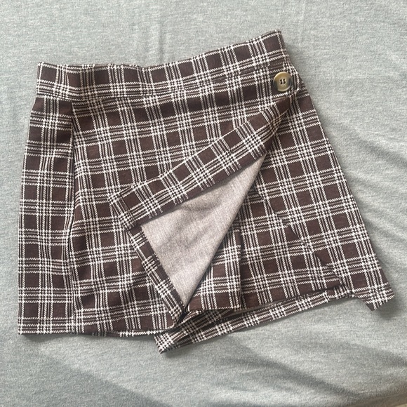 Altar’d State Plaid Skort - Picture 2 of 12